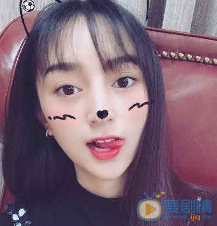 黄昊月可爱照 黄昊月高清写真_黄昊月高清剧照