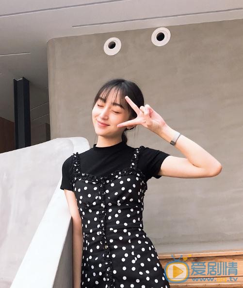 黄昊月生活照 黄昊月高清写真_黄昊月高清剧照