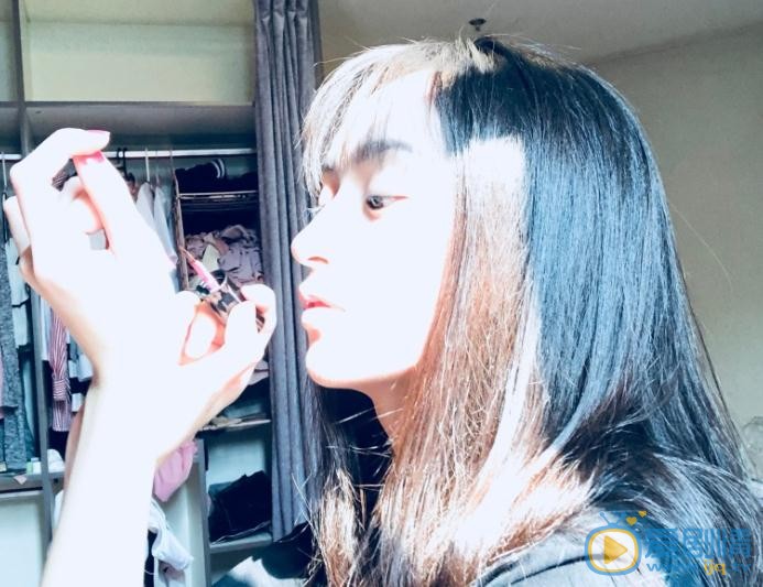 黄昊月生活照 黄昊月高清写真_黄昊月高清剧照