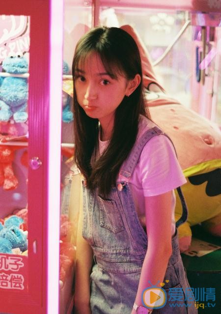 黄昊月气质写真 黄昊月高清写真_黄昊月高清剧照