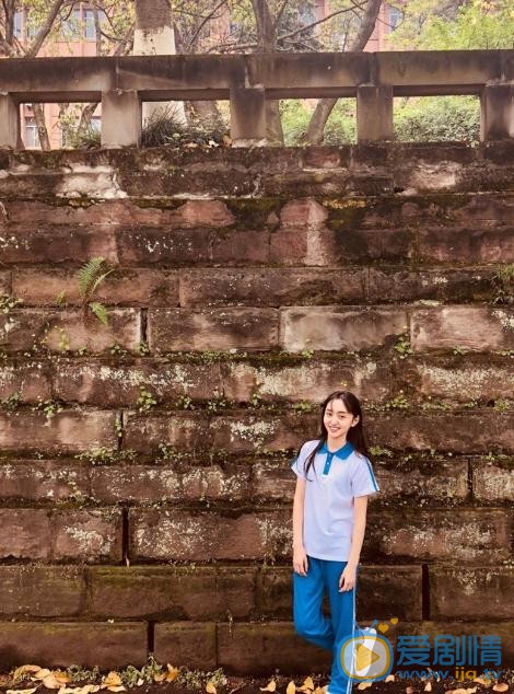 黄昊月生活照 黄昊月高清写真_黄昊月高清剧照