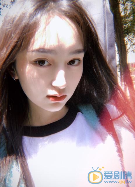 黄昊月生活照 黄昊月高清写真_黄昊月高清剧照