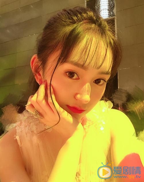 黄昊月气质写真 黄昊月高清写真_黄昊月高清剧照