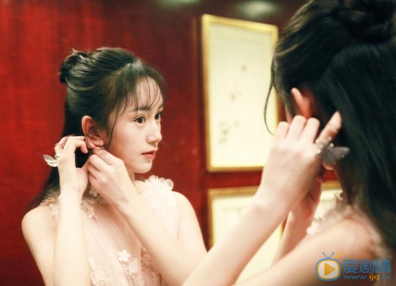 黄昊月气质写真 黄昊月高清写真_黄昊月高清剧照