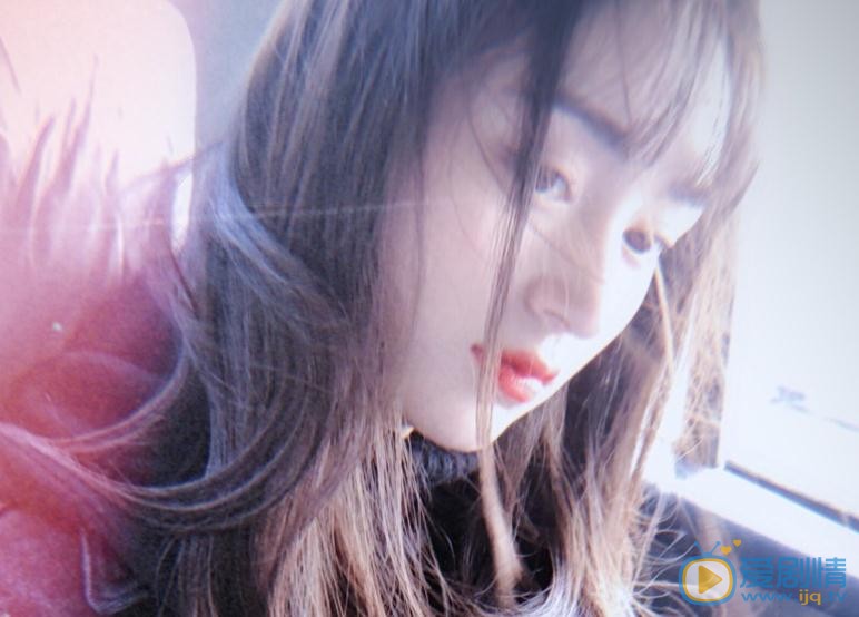 黄昊月生活照 黄昊月高清写真_黄昊月高清剧照