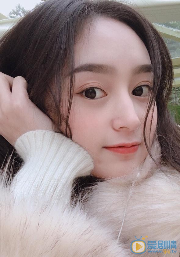 黄昊月生活照 黄昊月高清写真_黄昊月高清剧照