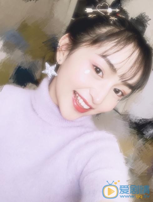 黄昊月可爱照 黄昊月高清写真_黄昊月高清剧照