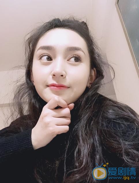 黄昊月生活照 黄昊月高清写真_黄昊月高清剧照