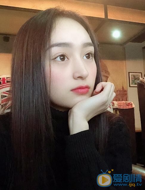 黄昊月生活照 黄昊月高清写真_黄昊月高清剧照