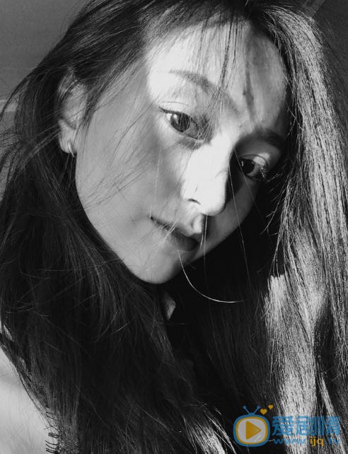 黄昊月生活照 黄昊月高清写真_黄昊月高清剧照