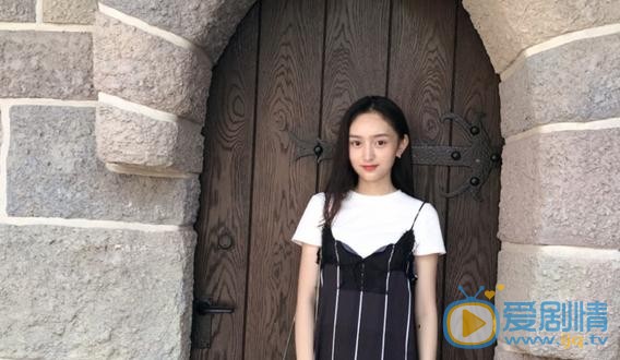黄昊月气质写真 黄昊月高清写真_黄昊月高清剧照