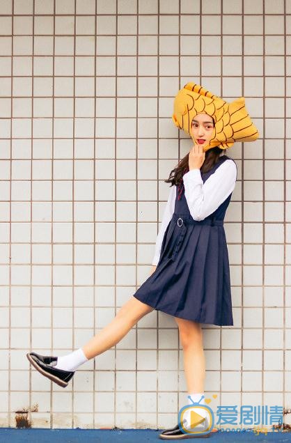 黄昊月制服写真 黄昊月高清写真_黄昊月高清剧照