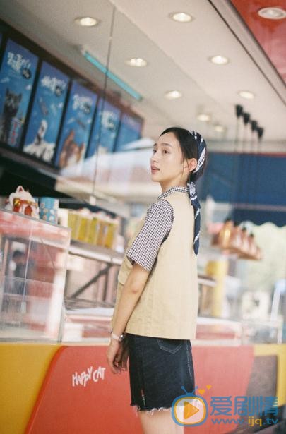 黄昊月日系写真 黄昊月高清写真_黄昊月高清剧照