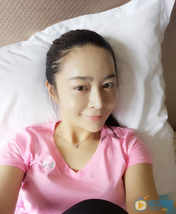 李羿瑄自拍照 李羿瑄高清写真_李羿瑄高清剧照