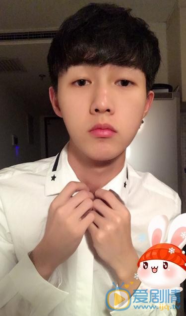 李明源生活照