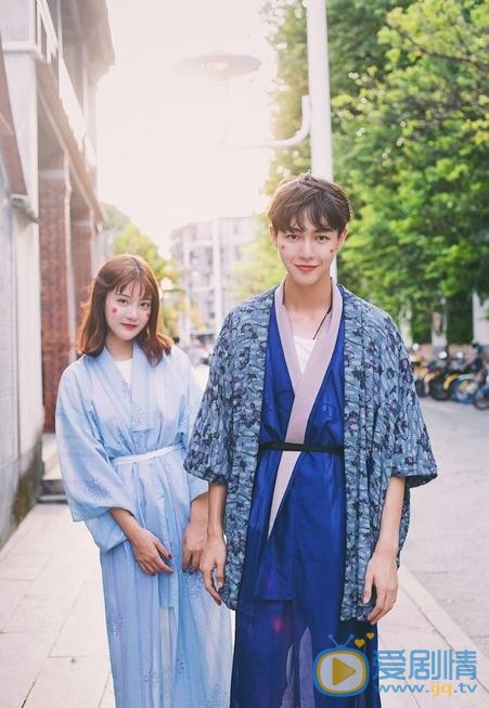 李明源情侣写真