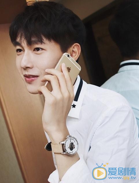 李明源帅气写真 李明源高清写真_李明源高清剧照