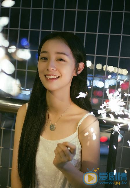 龚婉怡烟花写真 龚婉怡高清写真_龚婉怡高清剧照