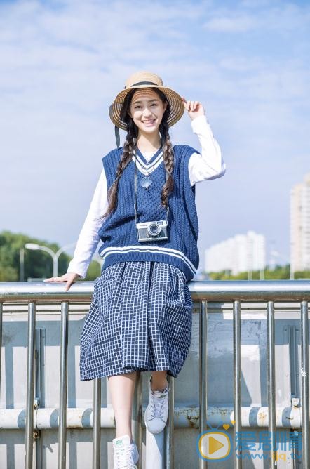 龚婉怡制服写真 龚婉怡高清写真_龚婉怡高清剧照