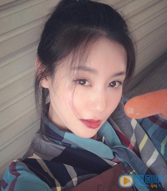 石洋子生活照 石洋子高清写真_石洋子高清剧照