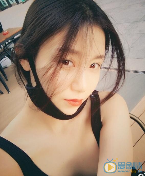 石洋子生活照 石洋子高清写真_石洋子高清剧照
