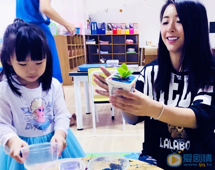 黄小蕾公益照 黄小蕾高清写真_黄小蕾高清剧照