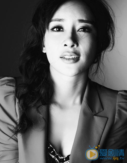 杨舒婷黑白写真 杨舒婷高清写真_杨舒婷高清剧照