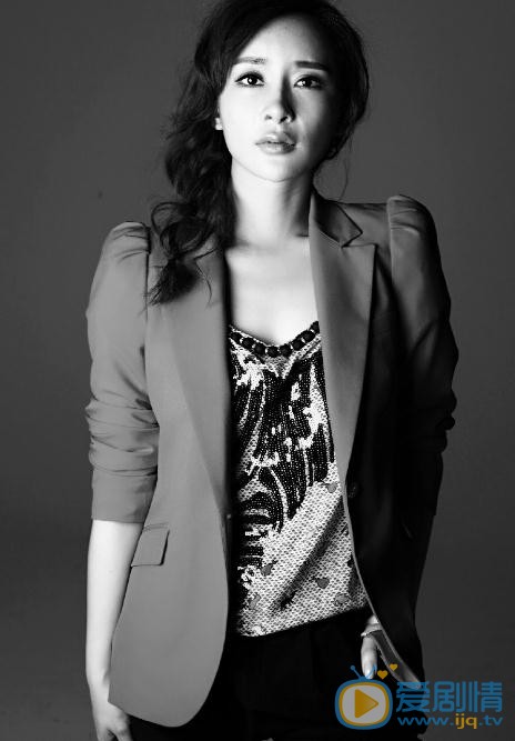 杨舒婷黑白写真 杨舒婷高清写真_杨舒婷高清剧照