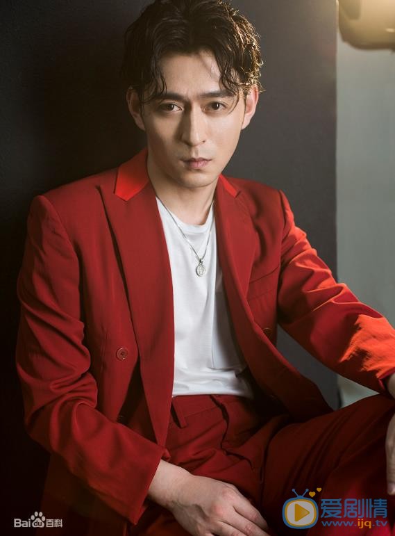 高名扬西装绅士写真 高名扬高清写真_高名扬高清剧照