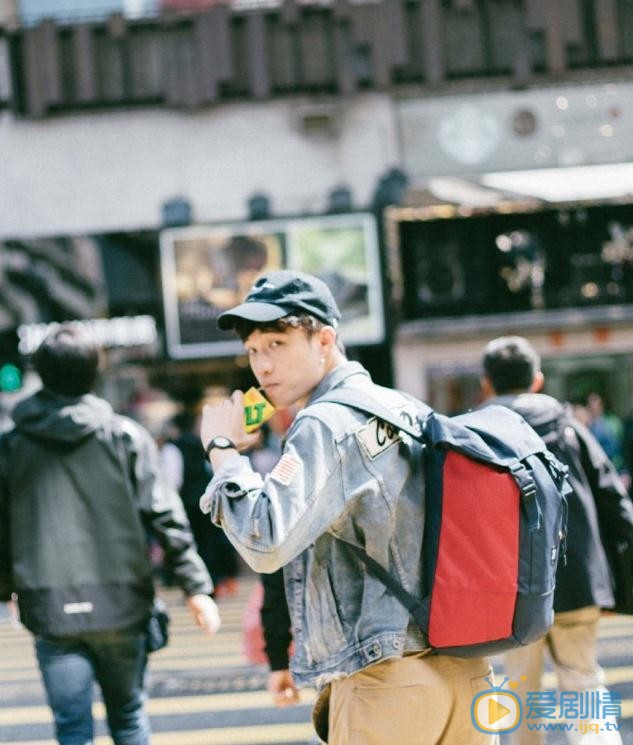 龚锐街拍写真 龚锐高清写真_龚锐高清剧照