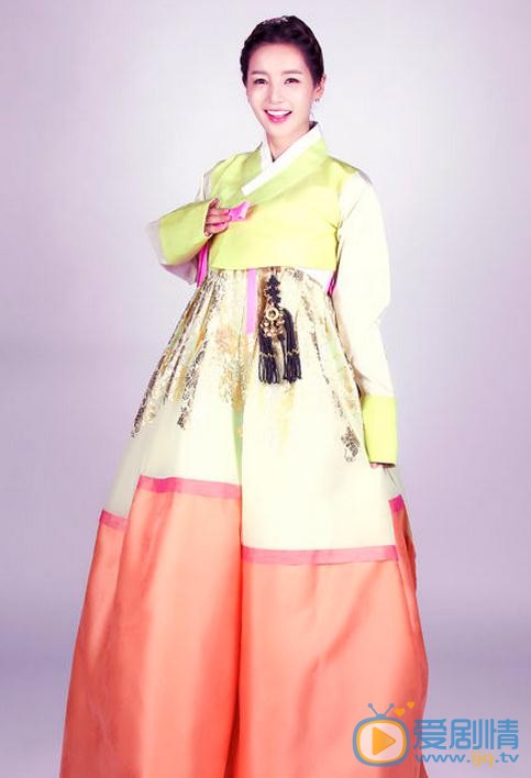 南圭丽韩服写真 南圭丽高清写真_南圭丽高清剧照