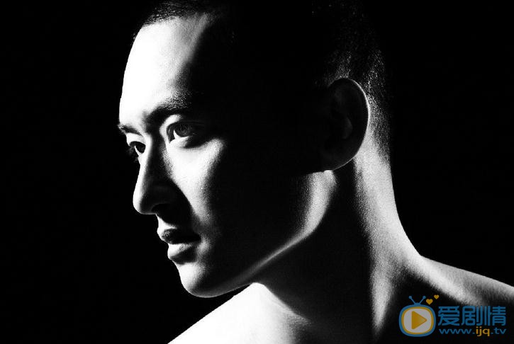 万沛鑫帅气写真 万沛鑫高清写真_万沛鑫高清剧照