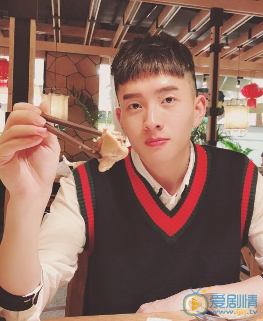 吴瑞淞生活照 吴瑞淞高清写真_吴瑞淞高清剧照