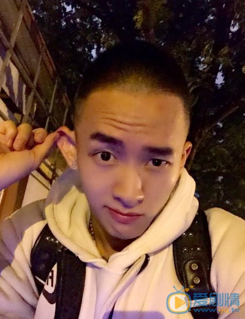 吴瑞淞生活照 吴瑞淞高清写真_吴瑞淞高清剧照