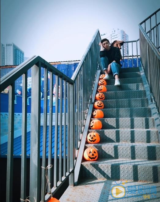 肖旭街拍写真 肖旭高清写真_肖旭高清剧照