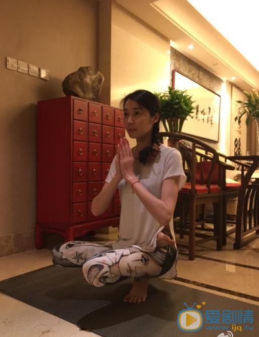 陈丽娜运动健身照 陈丽娜高清写真_陈丽娜高清剧照