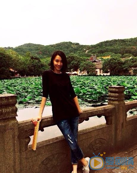 陈丽娜旅行照 陈丽娜高清写真_陈丽娜高清剧照