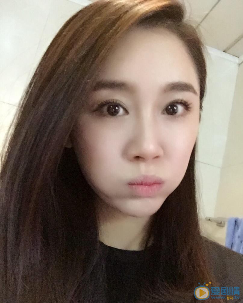 张芯宁自拍照 张芯宁高清写真_张芯宁高清剧照