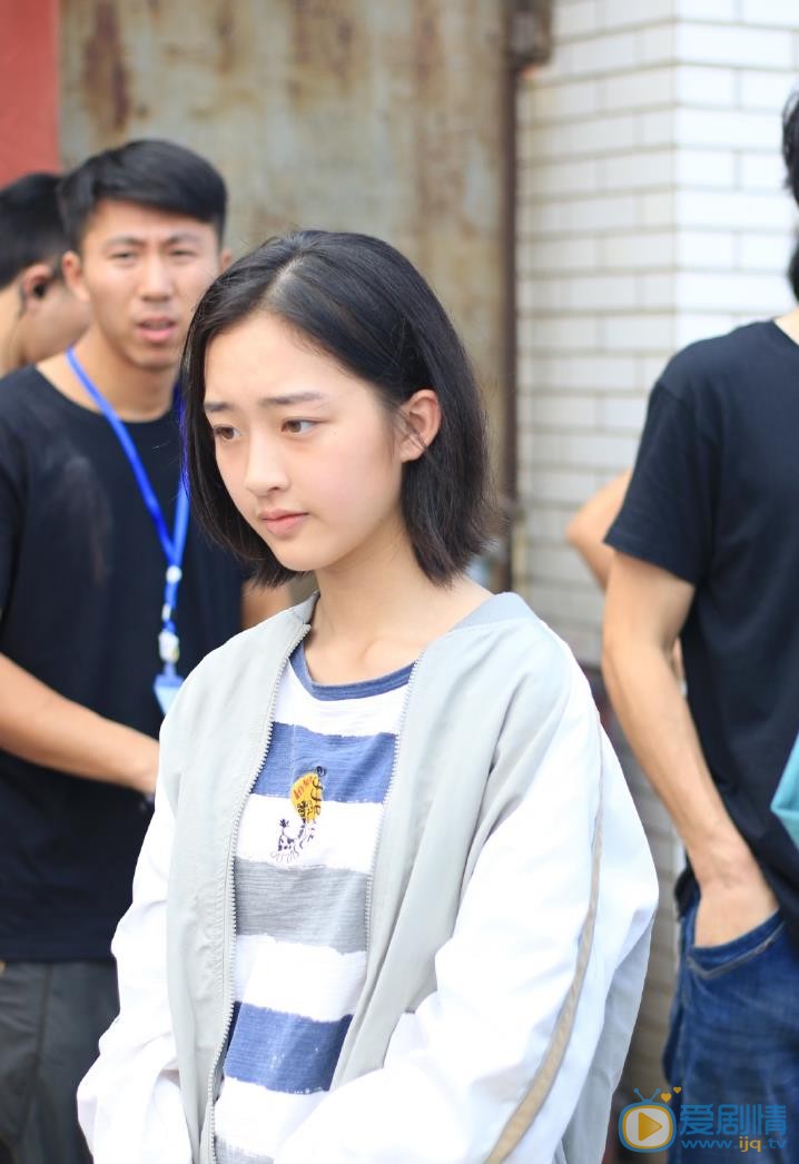 邓恩熙剧场照 剧场照