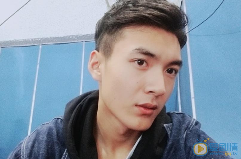 章煜奇生活照 章煜奇高清写真_章煜奇高清剧照