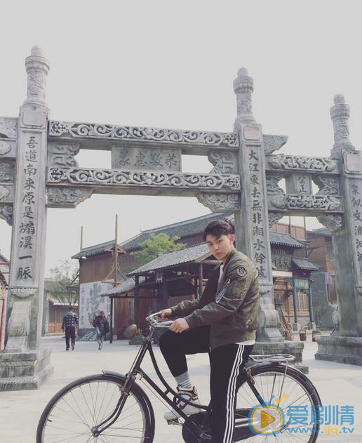 孙书博片场照 孙书博高清写真_孙书博高清剧照