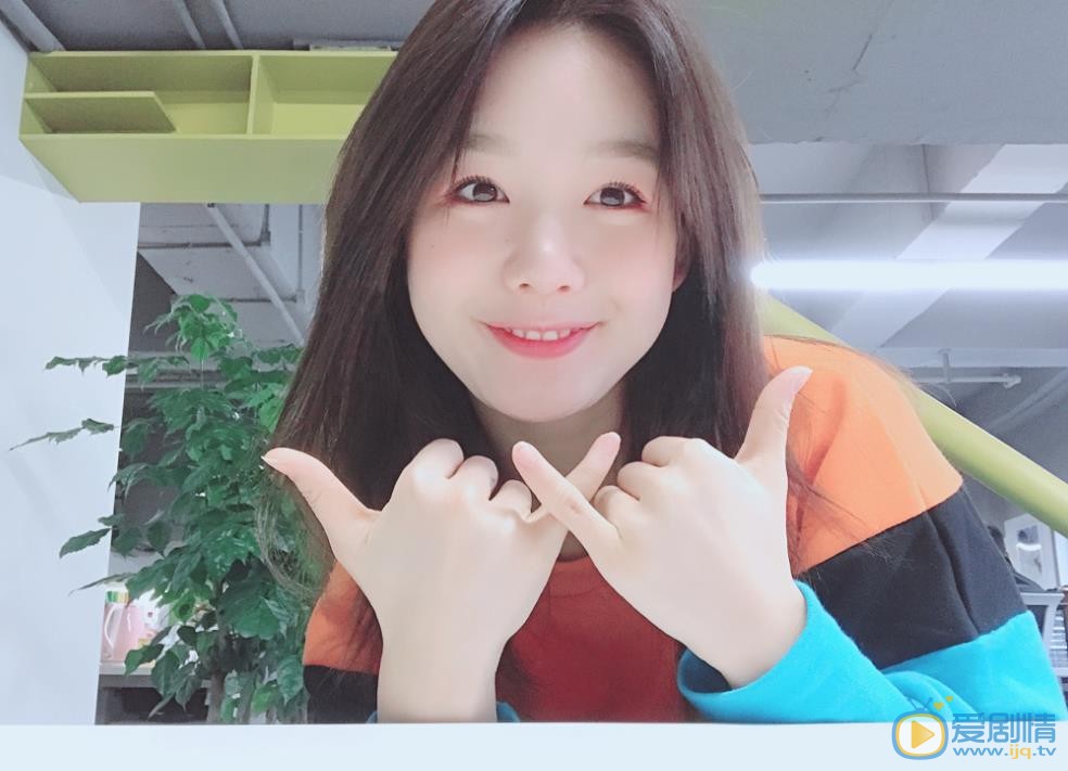 徐梦洁自拍照 徐梦洁高清写真_徐梦洁高清剧照