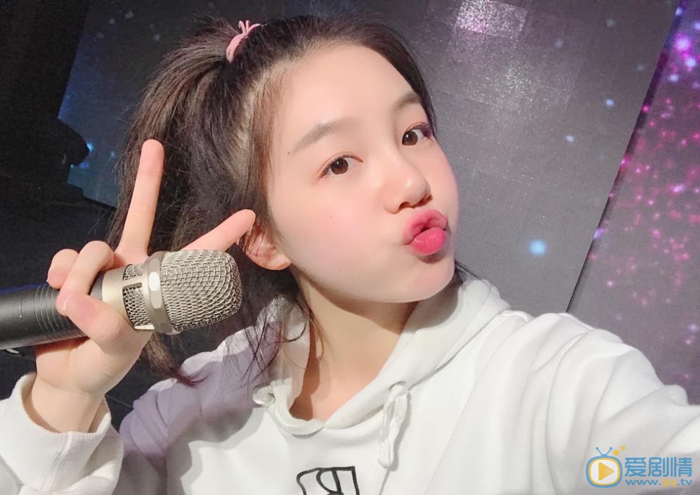 徐梦洁自拍照 徐梦洁高清写真_徐梦洁高清剧照