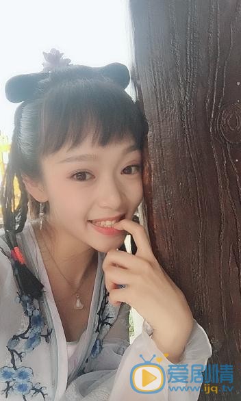 依莎片场照 依莎高清写真_依莎高清剧照