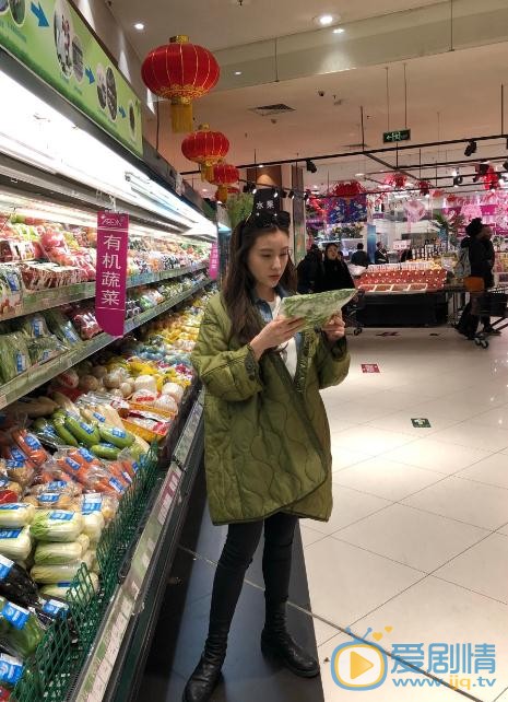 鲍天琦超市照 鲍天琦高清写真_鲍天琦高清剧照