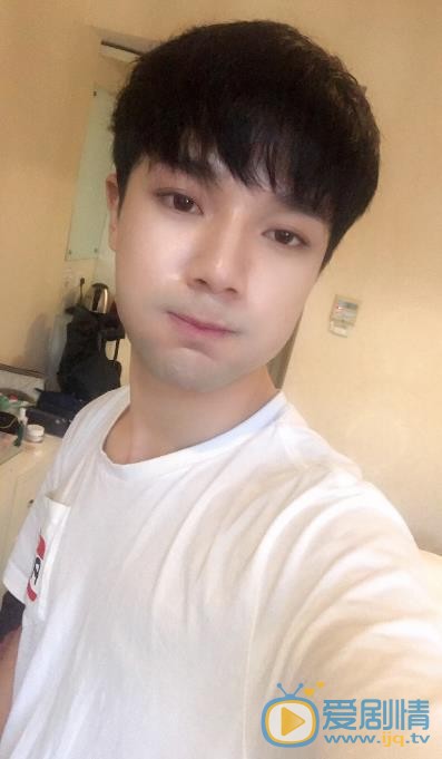 李岱昆生活照