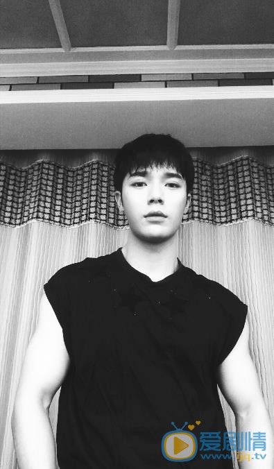李岱昆生活照 李岱昆高清写真_李岱昆高清剧照