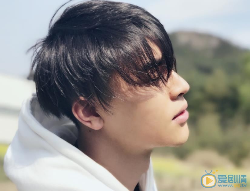 郑棠元帅气写真 郑棠元高清写真_郑棠元高清剧照