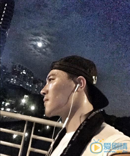 郑棠元生活照 郑棠元高清写真_郑棠元高清剧照