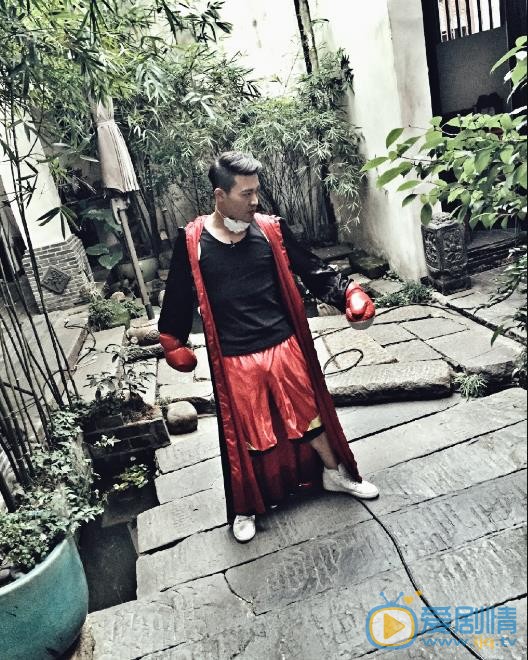 郑棠元片场照 郑棠元高清写真_郑棠元高清剧照